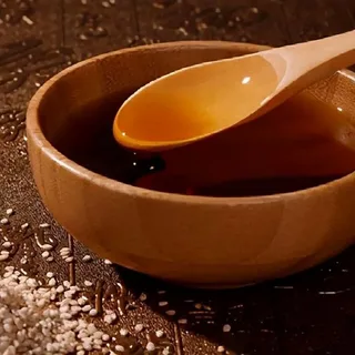 تصویر 3 از روغن کنجد طبیعی زرآوه تهیه‌ شده از کنجد ایرانی مرغوب